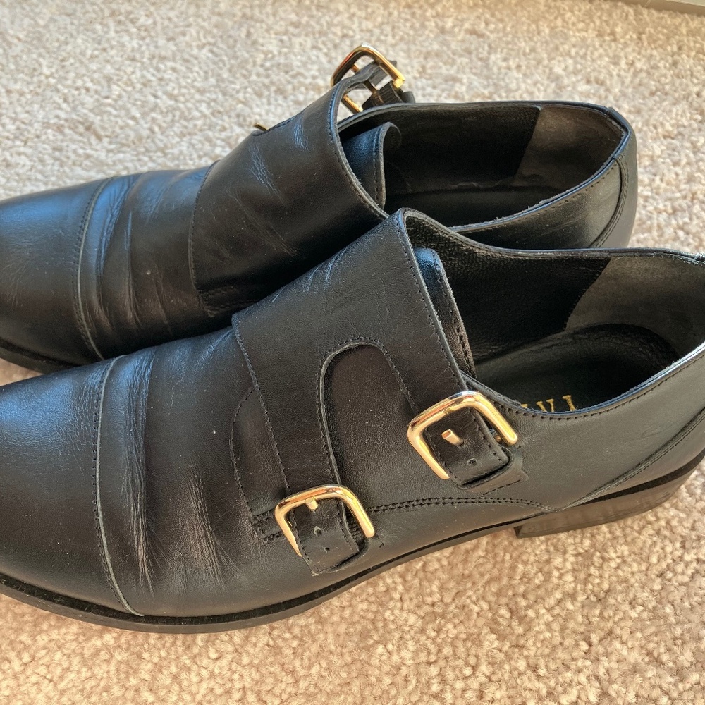 Womens Yargici buckle shoes